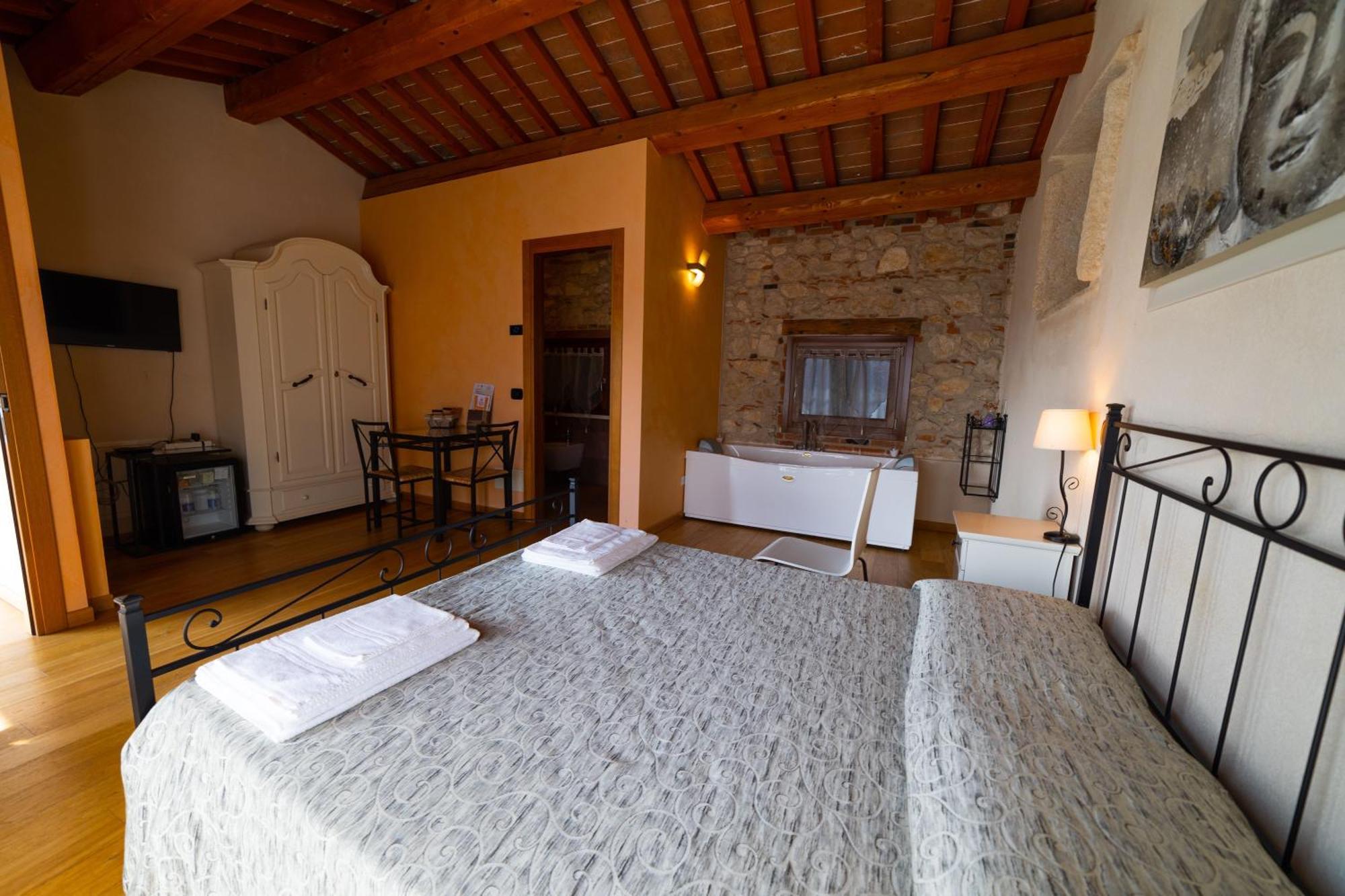 Agriturismo Riva Ratta مونتيكيو ماجوري المظهر الخارجي الصورة
