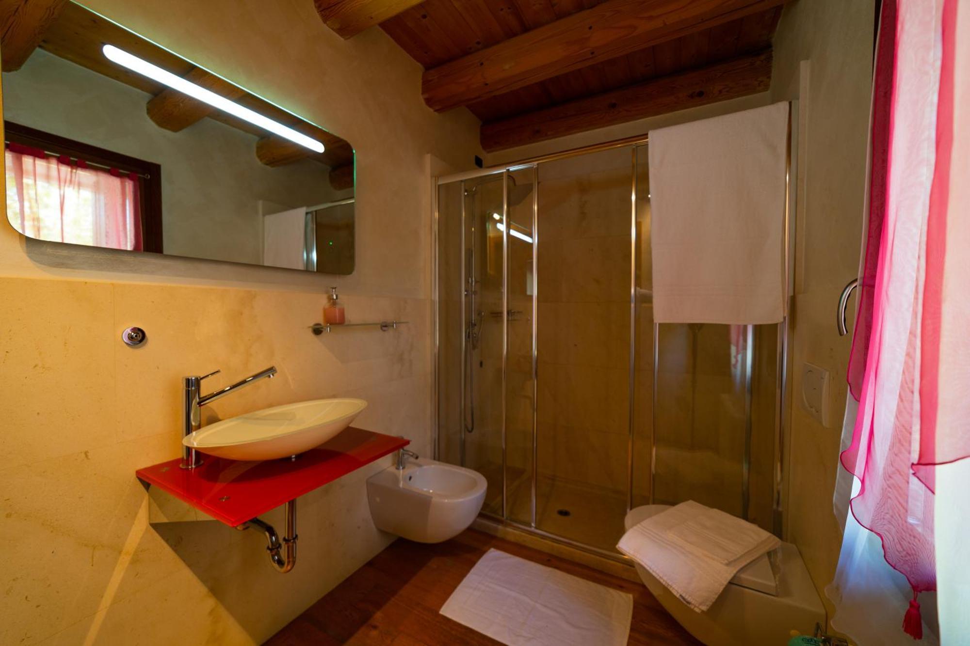 Agriturismo Riva Ratta مونتيكيو ماجوري المظهر الخارجي الصورة