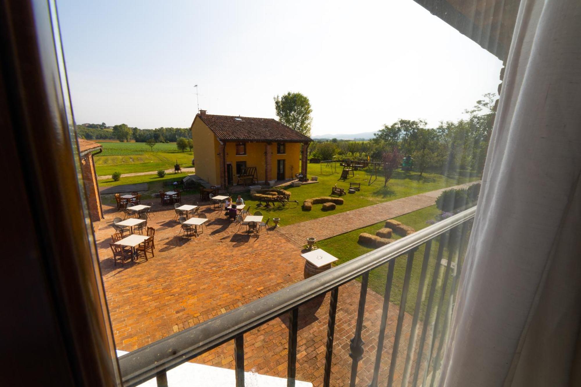 Agriturismo Riva Ratta مونتيكيو ماجوري المظهر الخارجي الصورة